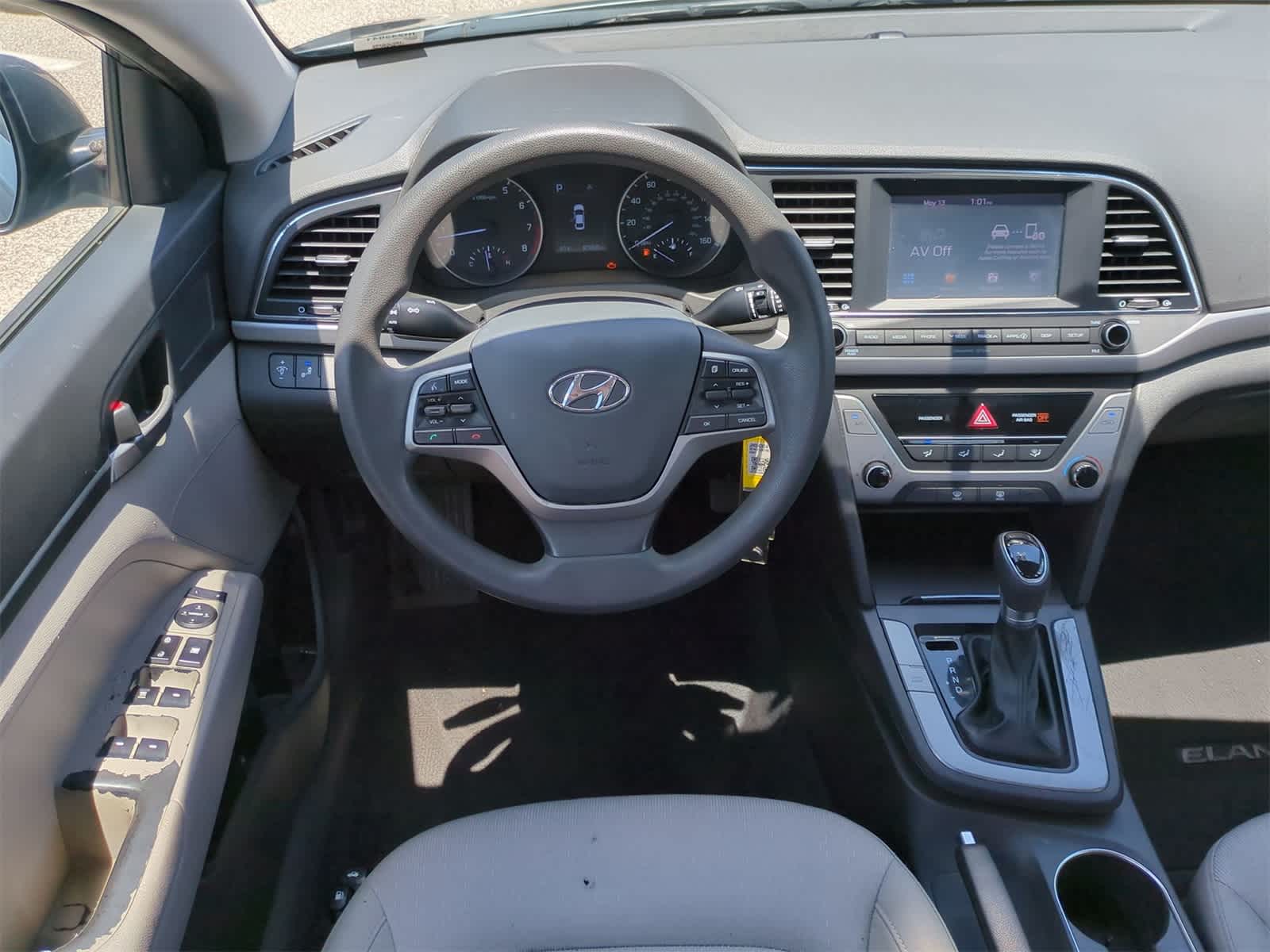 Thumbnail: 2018 Hyundai Elantra - 15