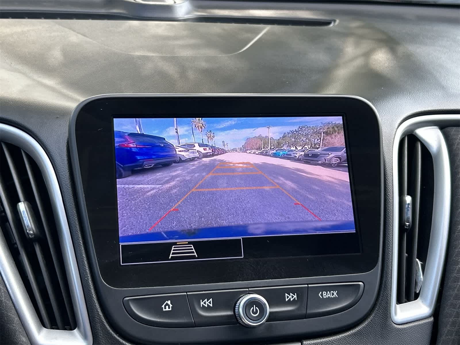 Thumbnail: 2023 Chevrolet Malibu - 22