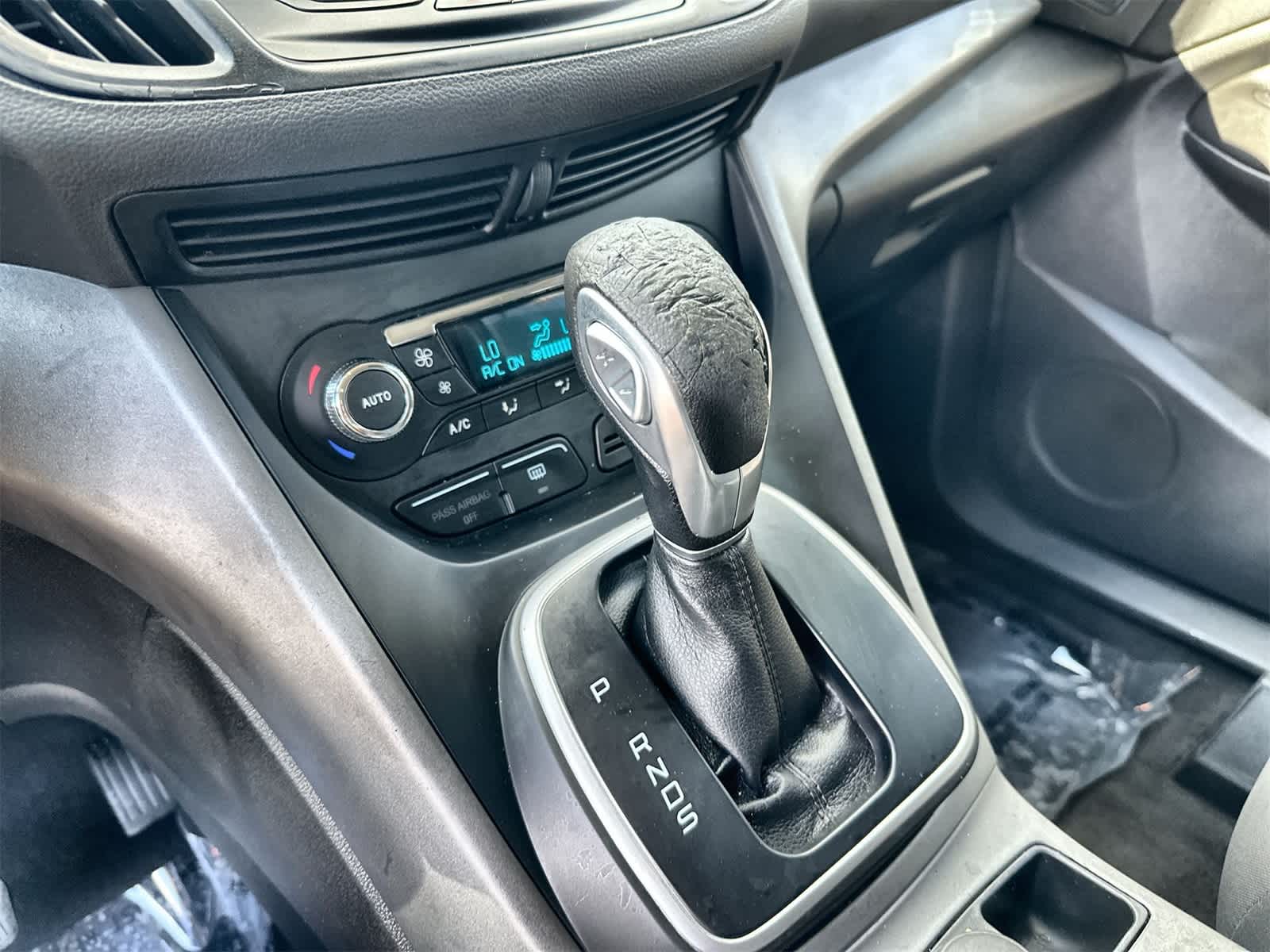 Thumbnail: 2014 Ford Escape - 16