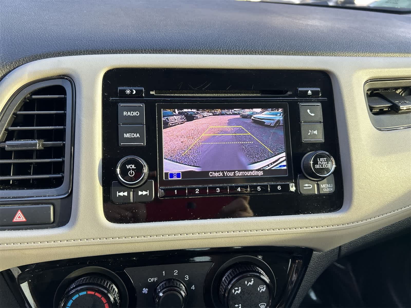 Thumbnail: 2022 Honda HR-V - 22