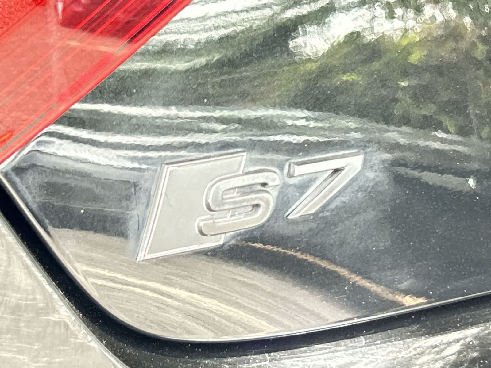 Thumbnail: 2017 Audi S7 - 8