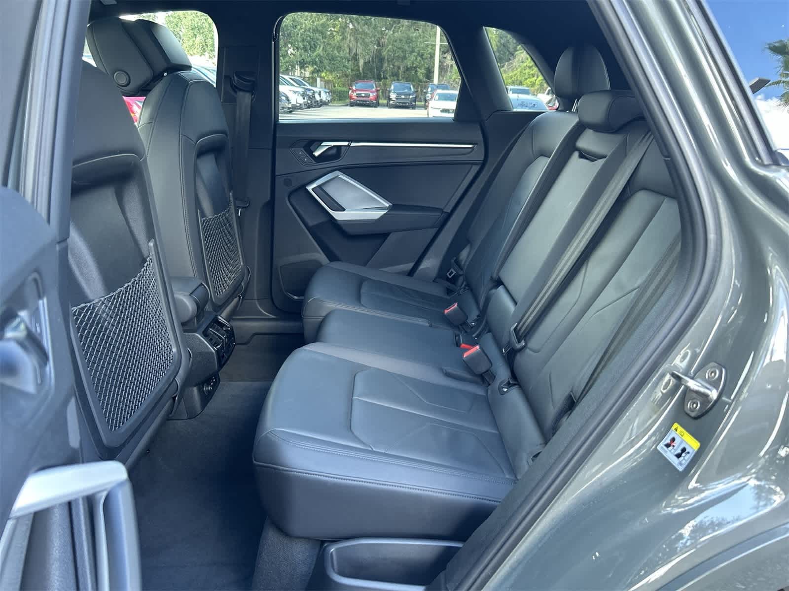 Thumbnail: 2025 Audi Q3 - 13