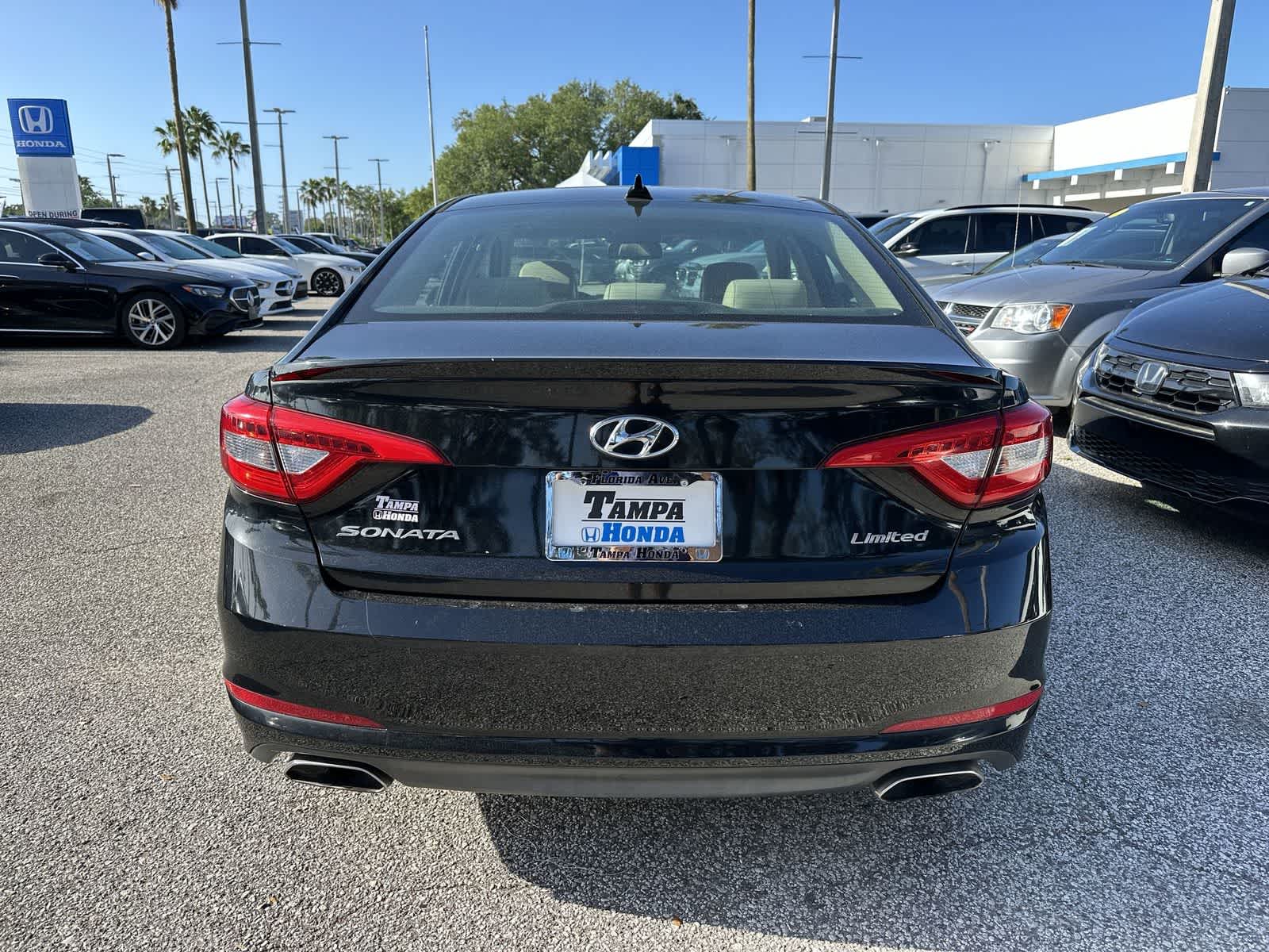 Thumbnail: 2017 Hyundai Sonata - 8