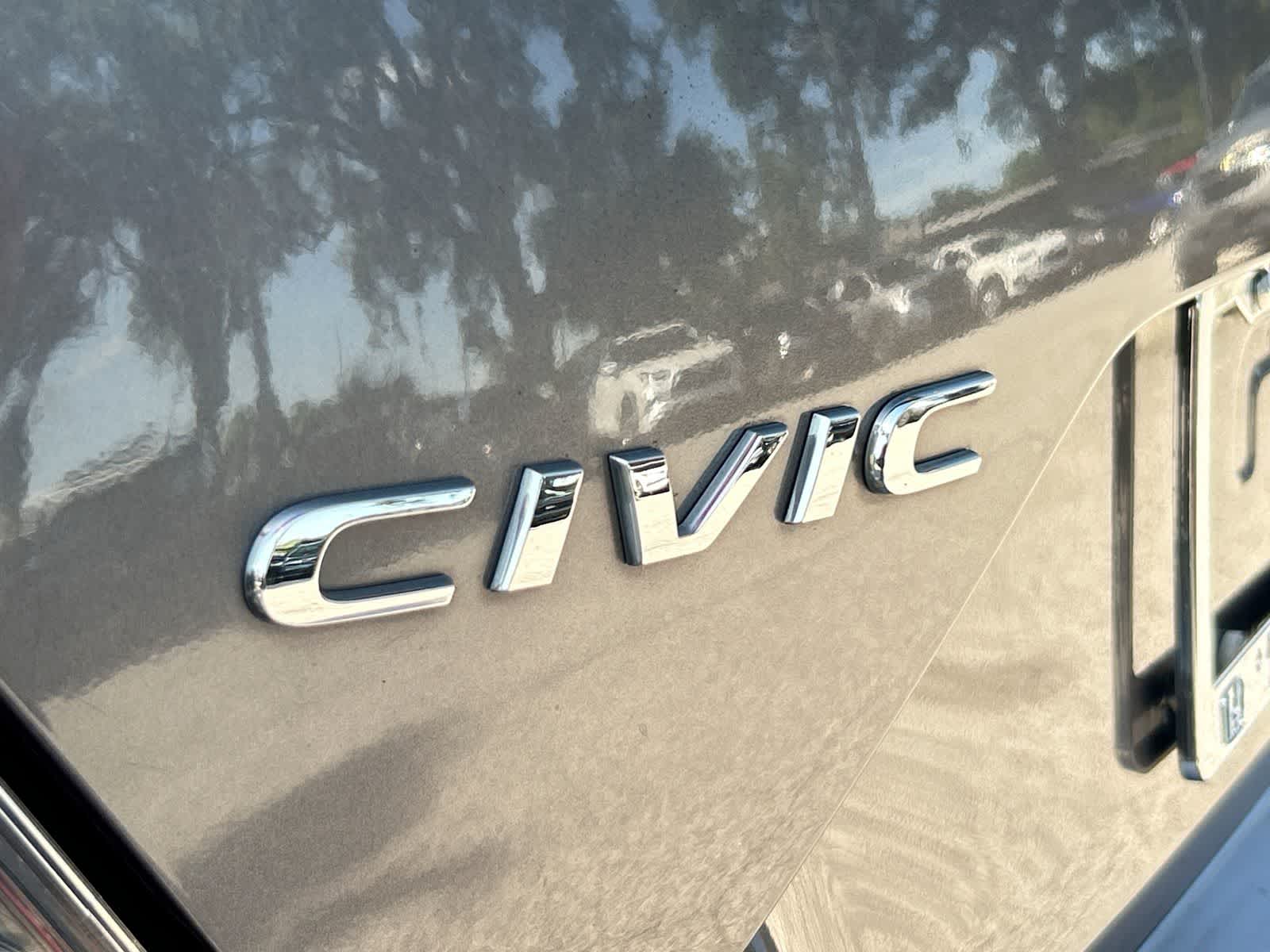 Thumbnail: 2016 Honda Civic - 8