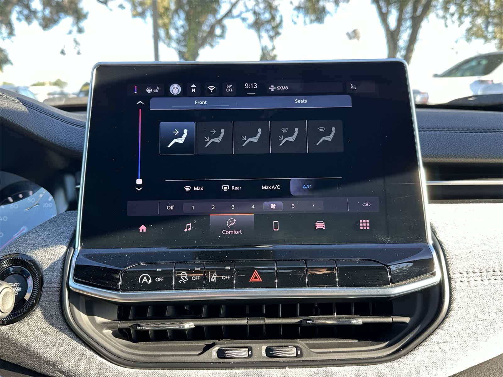 Thumbnail: 2024 Jeep Compass - 9