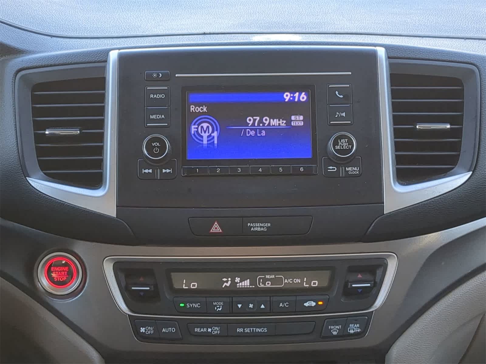 Thumbnail: 2019 Honda Ridgeline - 18