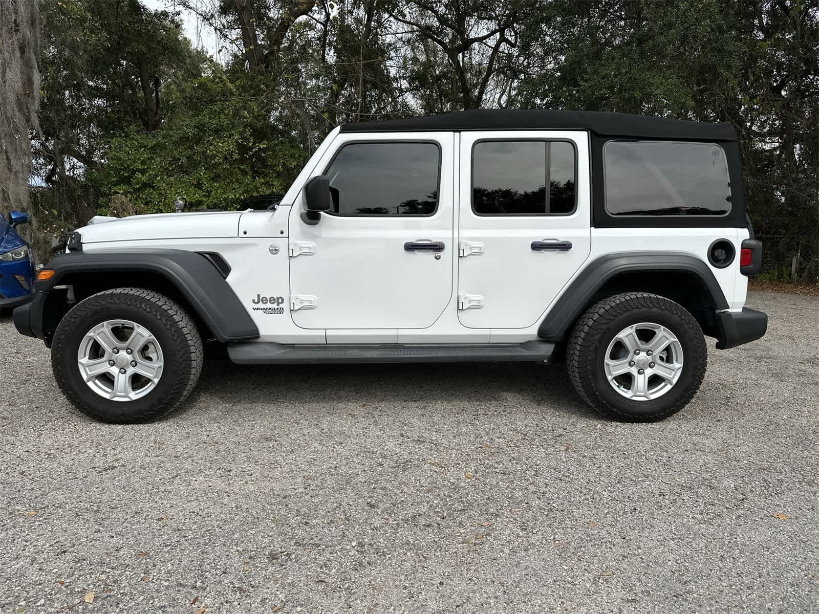 Thumbnail: 2018 Jeep Wrangler - 3