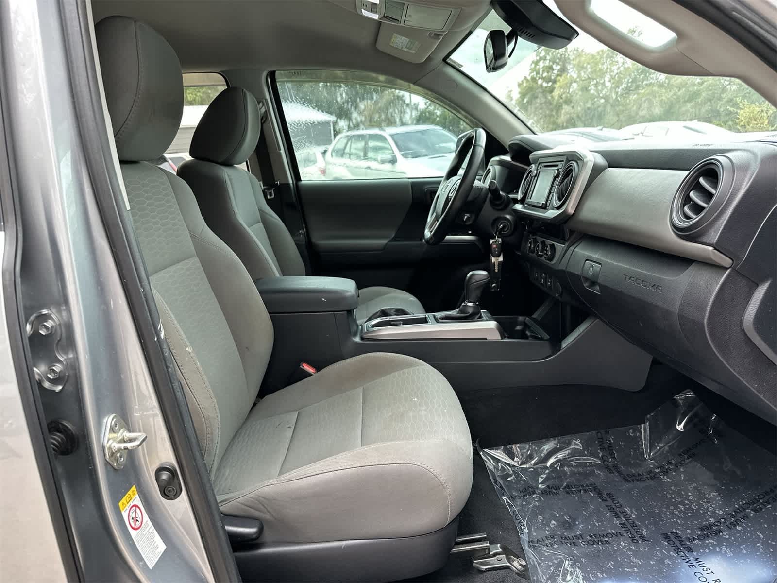 Thumbnail: 2018 Toyota Tacoma - 14