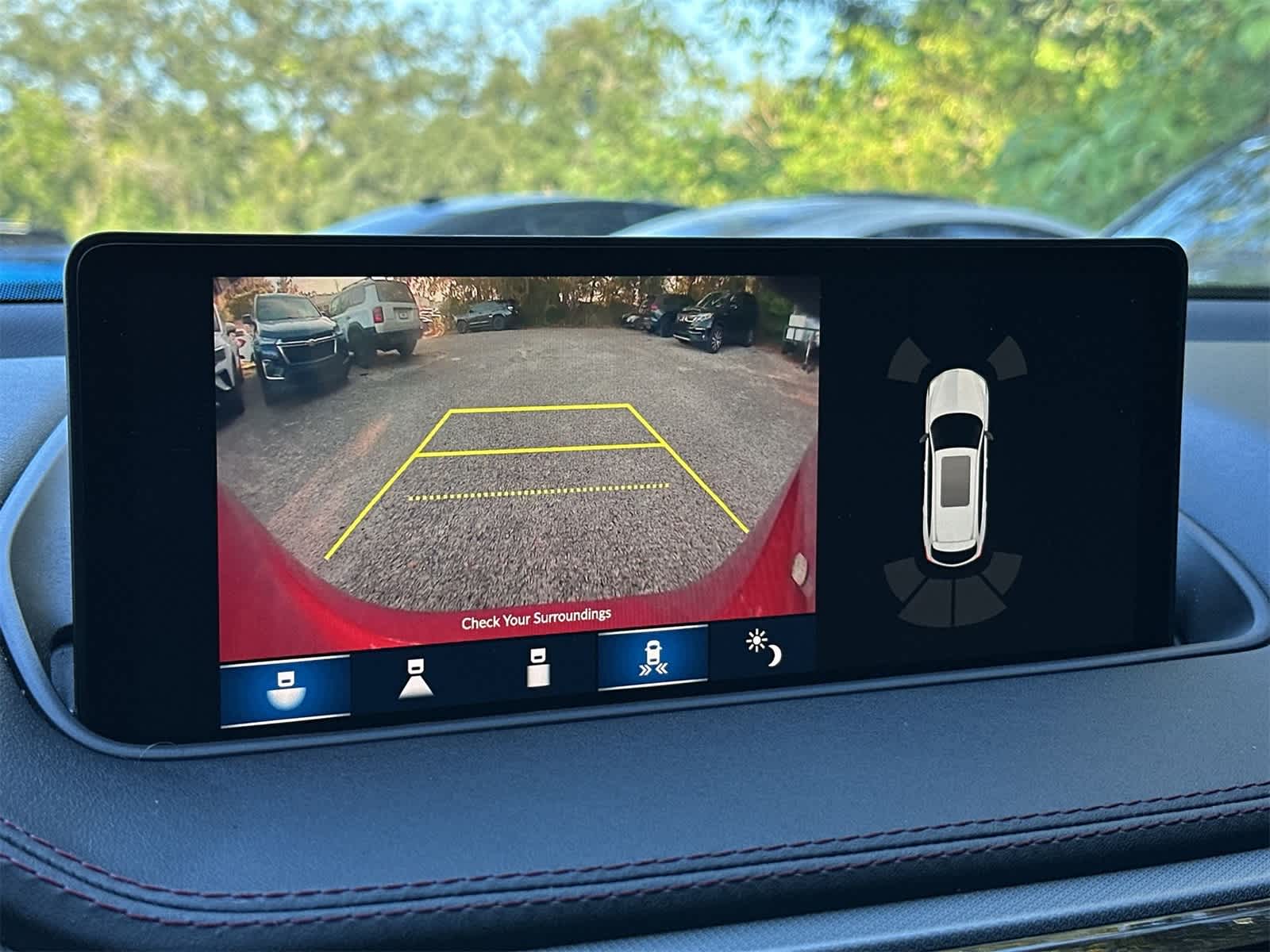 Thumbnail: 2022 Acura MDX - 17