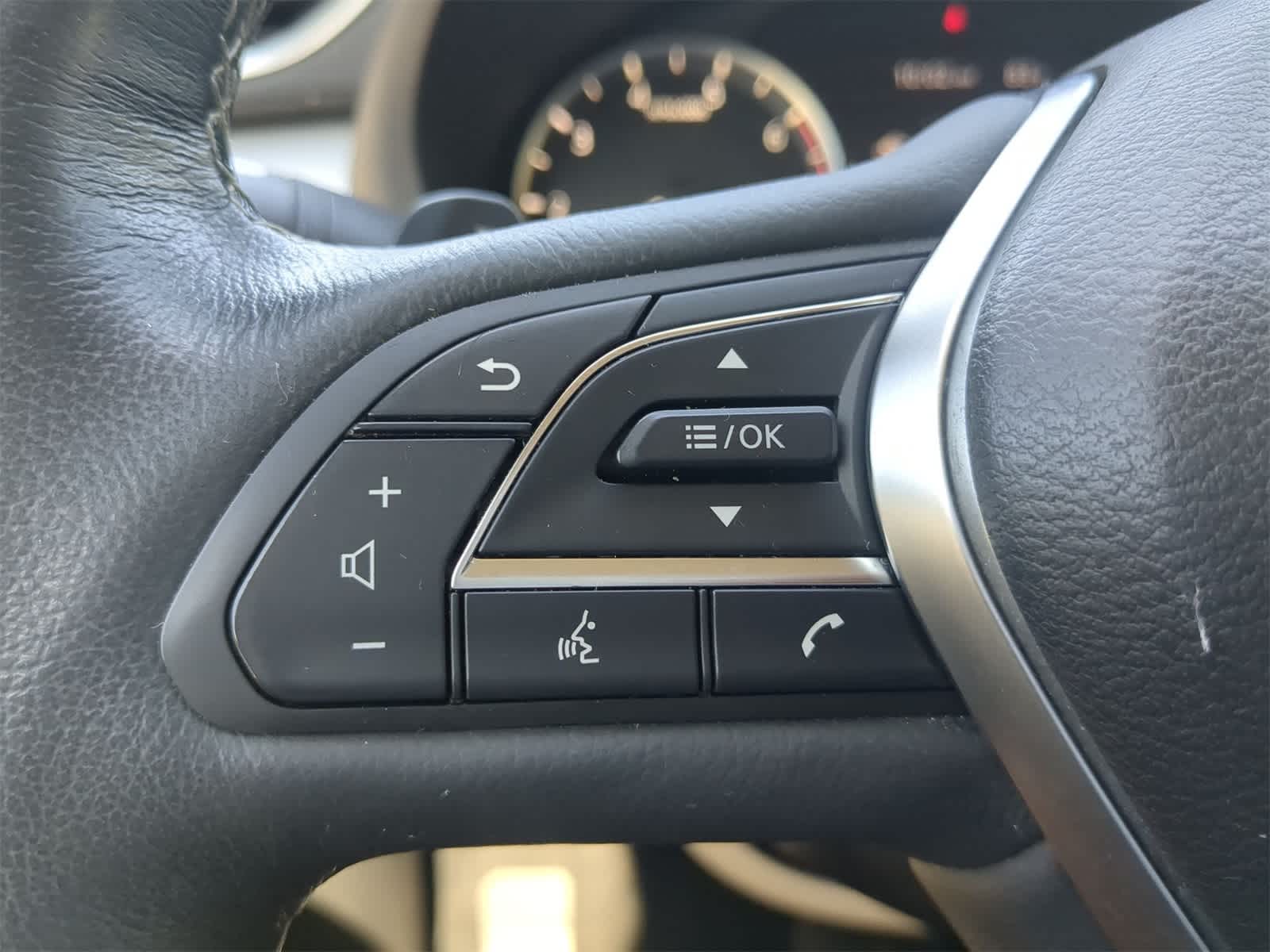 2019 INFINITI QX50 Essential 24
