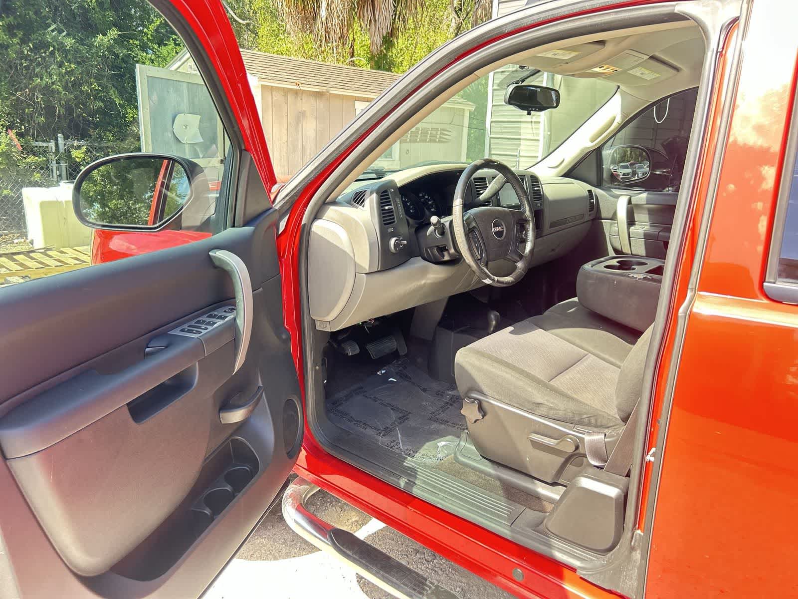 Thumbnail: 2013 GMC Sierra 1500 - 11