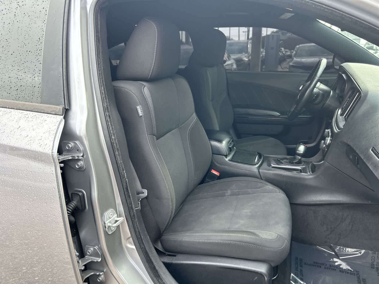 Thumbnail: 2017 Dodge Charger - 16