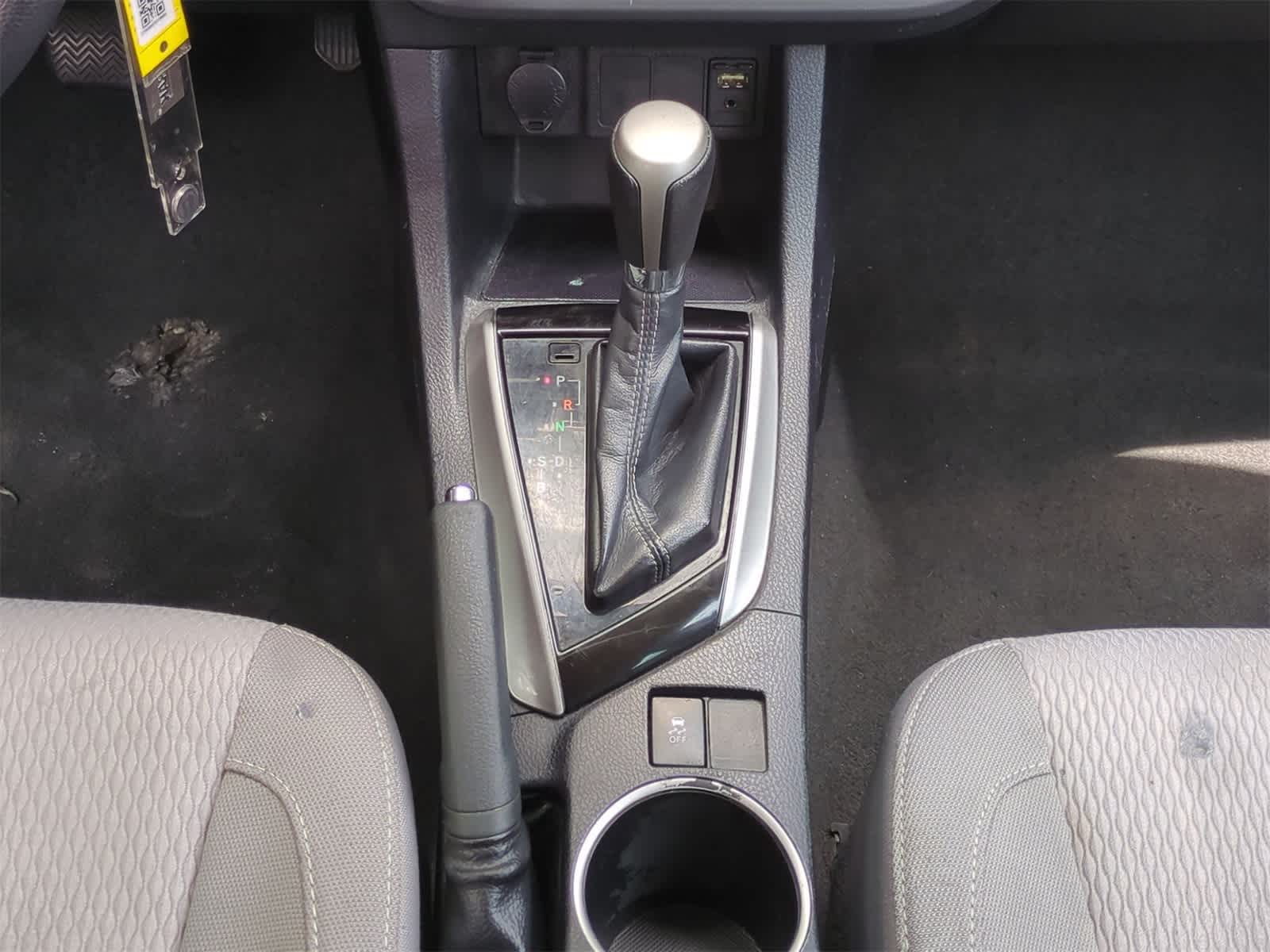 Thumbnail: 2014 Toyota Corolla - 18