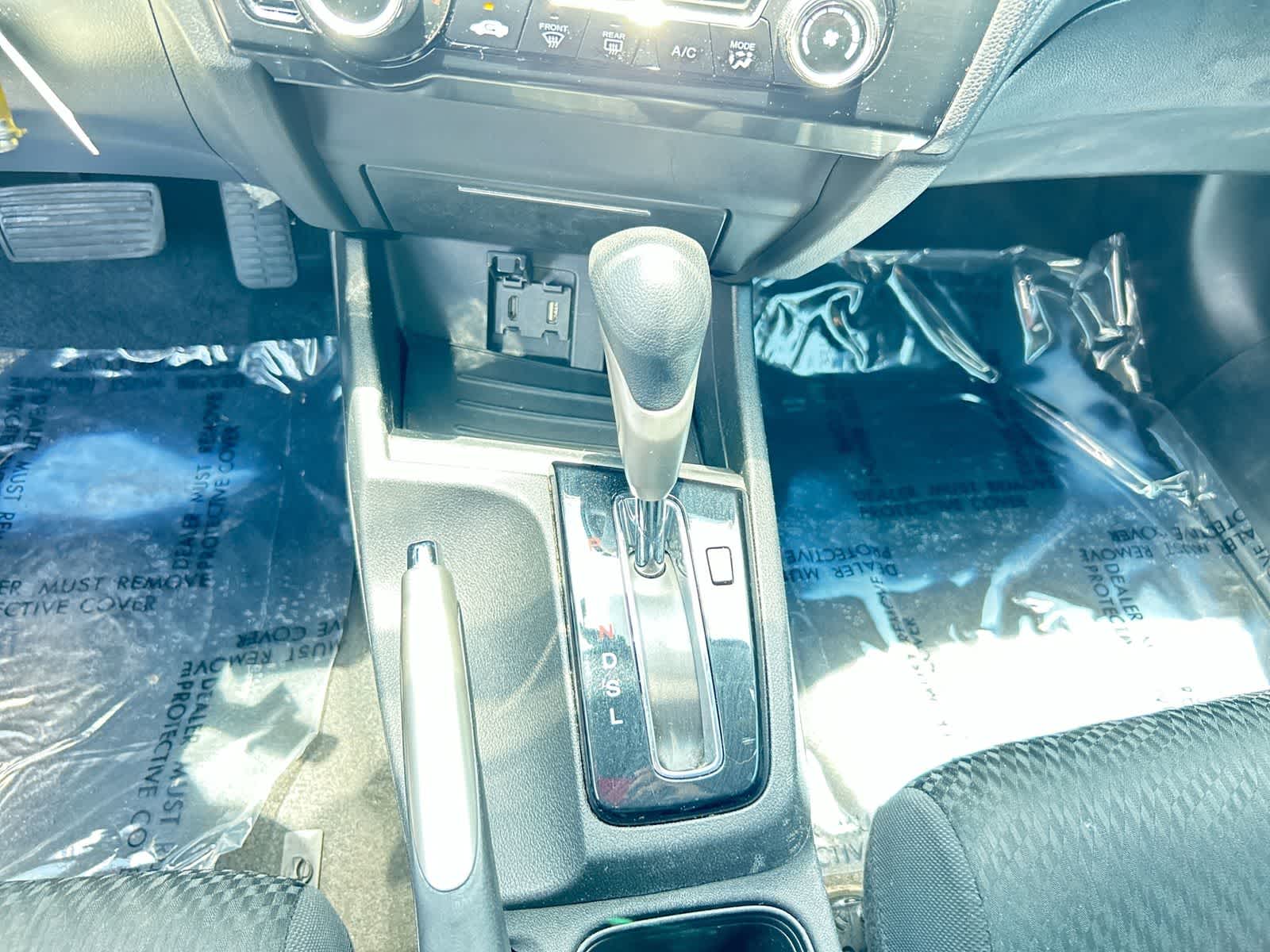 Thumbnail: 2015 Honda Civic - 18