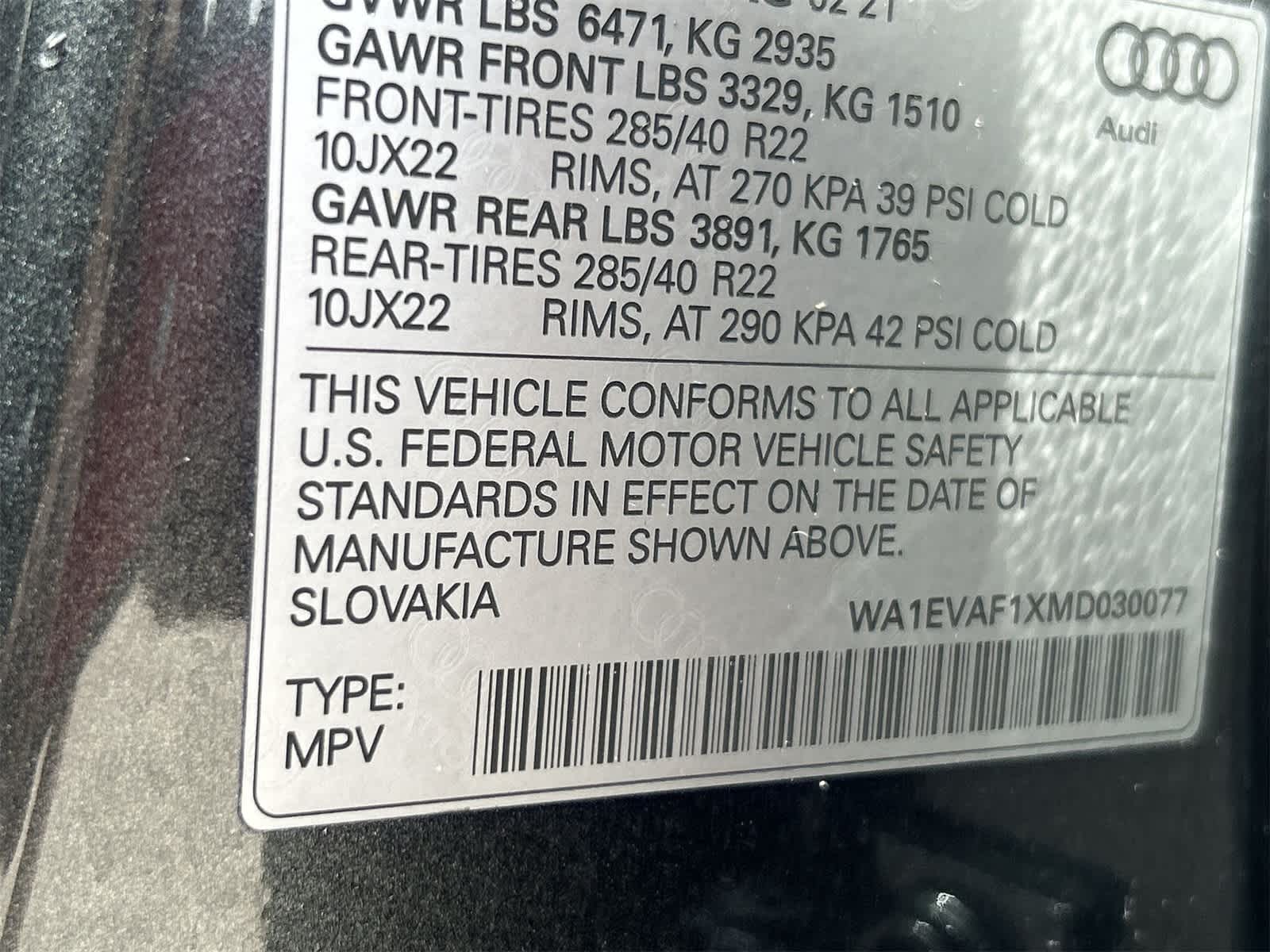 Thumbnail: 2021 Audi Q8 - 21