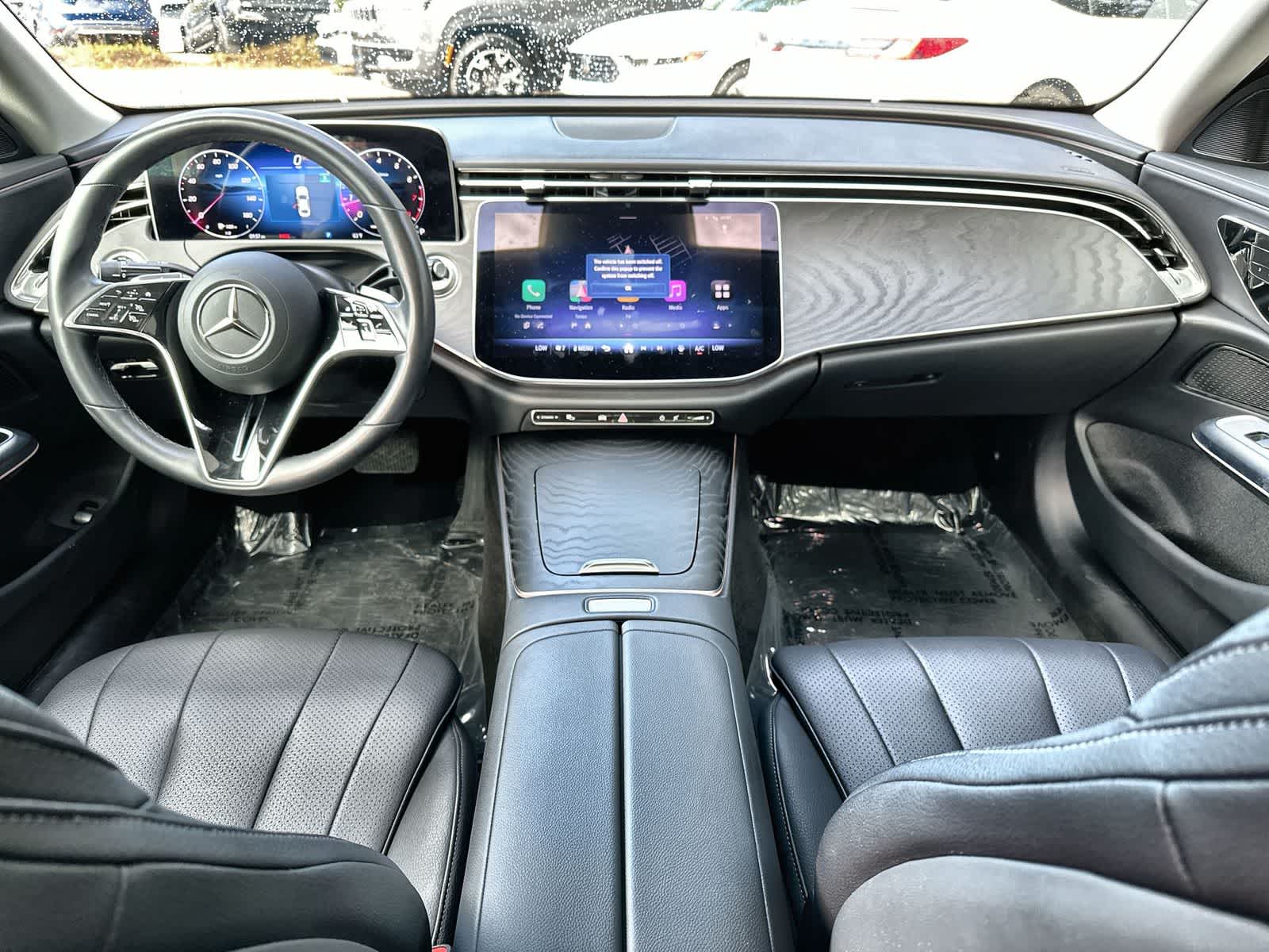 Thumbnail: 2025 Mercedes-Benz E-Class - 9