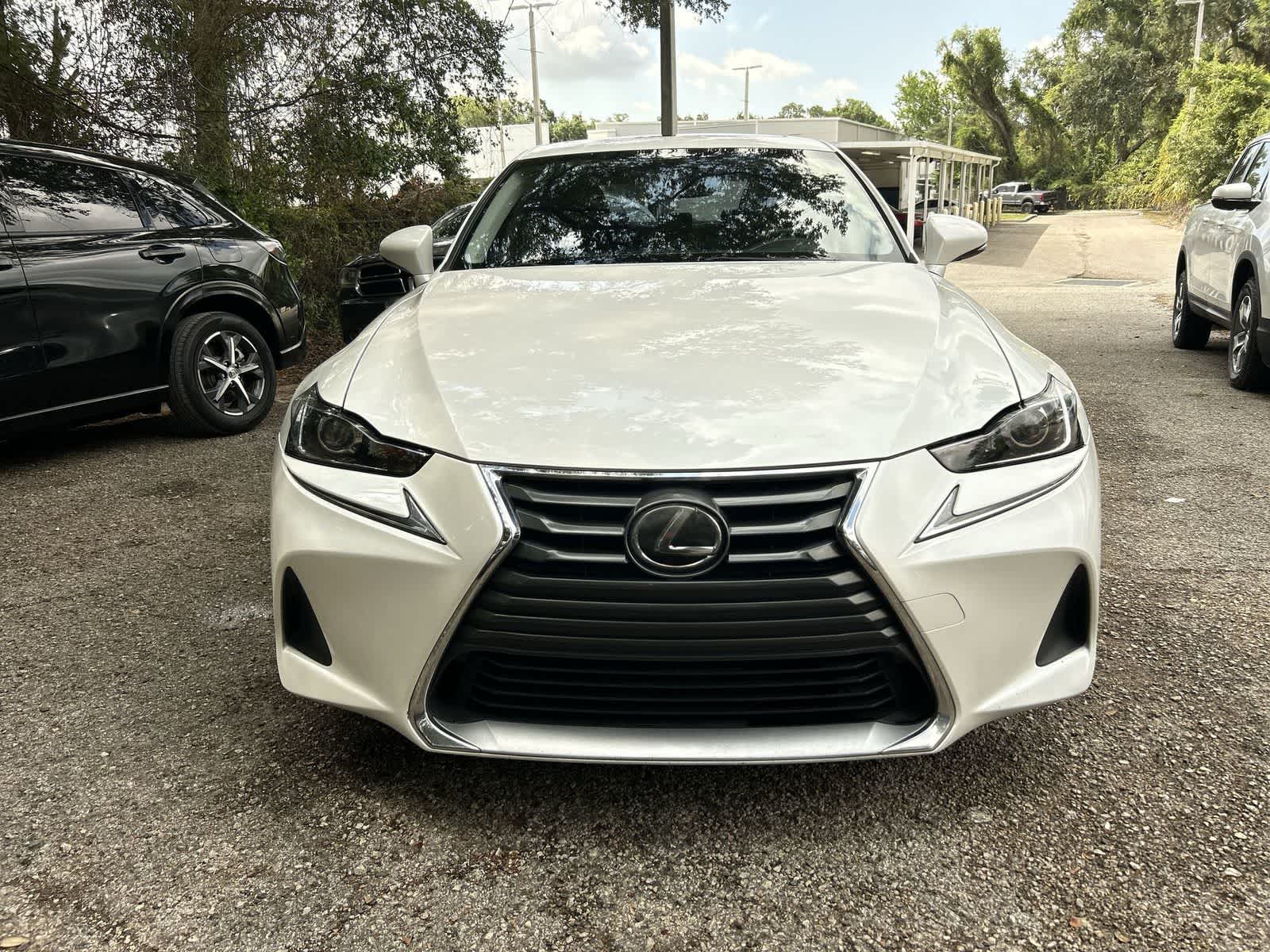 Thumbnail: 2018 Lexus IS - 3