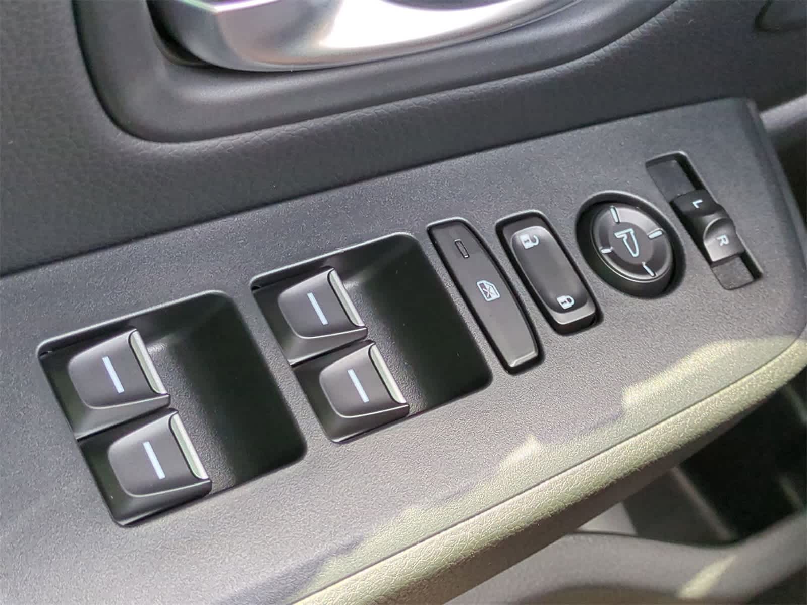 Thumbnail: 2025 Honda Pilot - 22