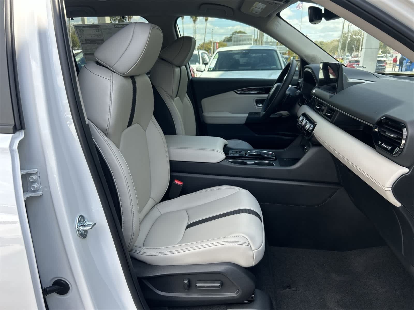 Thumbnail: 2026 Honda Pilot - 14