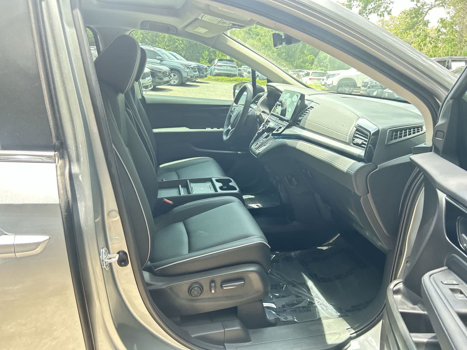 Thumbnail: 2026 Honda Odyssey - 14