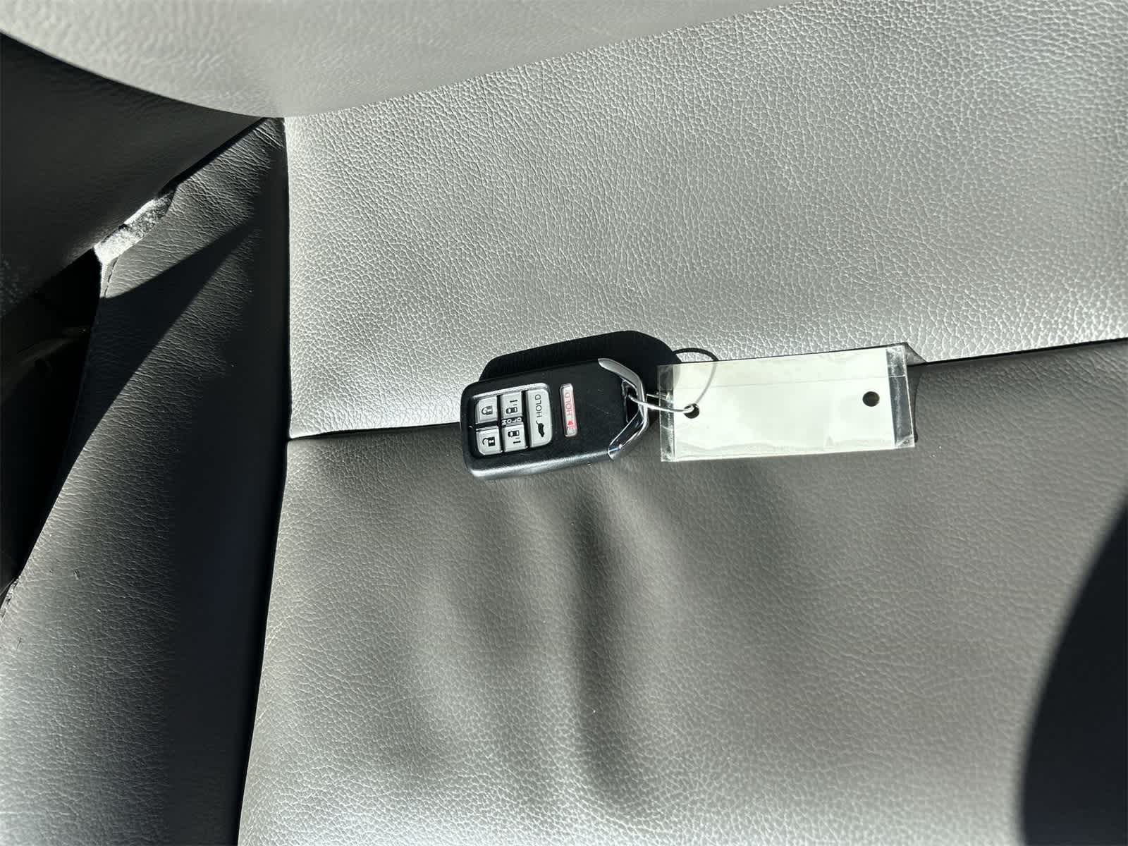 Thumbnail: 2015 Honda Odyssey - 20