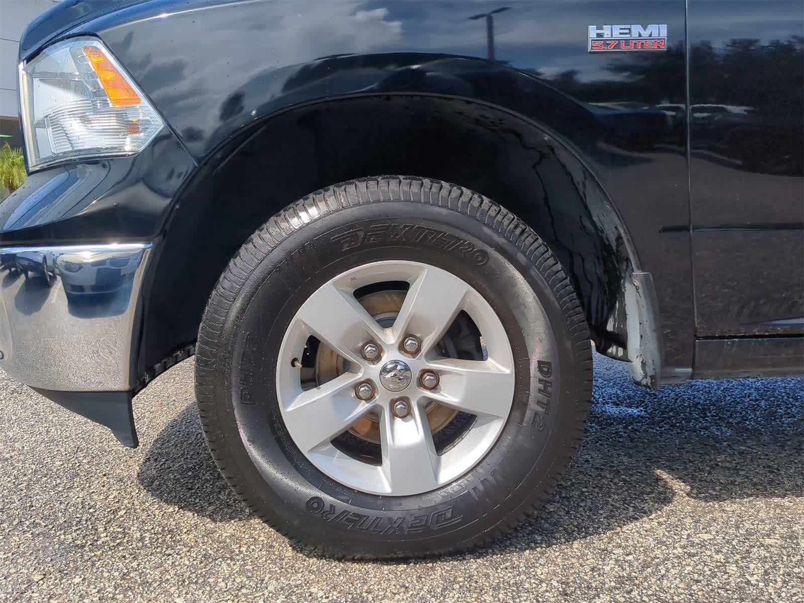 Thumbnail: 2020 RAM 1500 Classic - 11