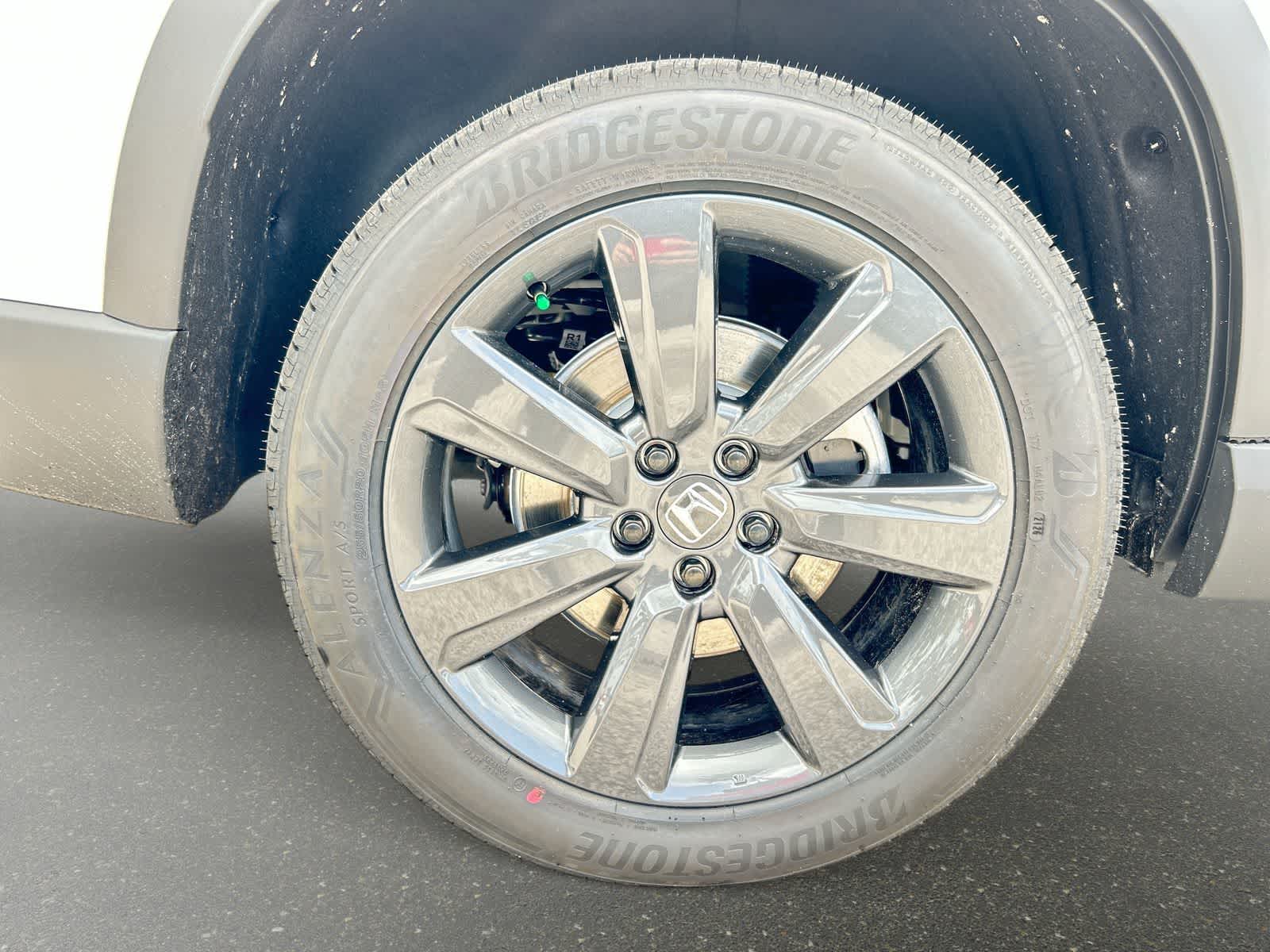 Thumbnail: 2026 Honda Pilot - 5