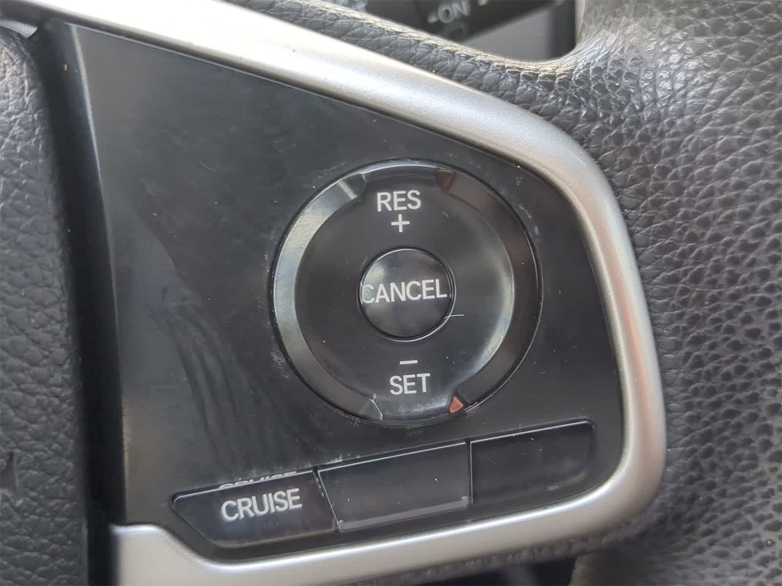 Thumbnail: 2019 Honda CR-V - 23