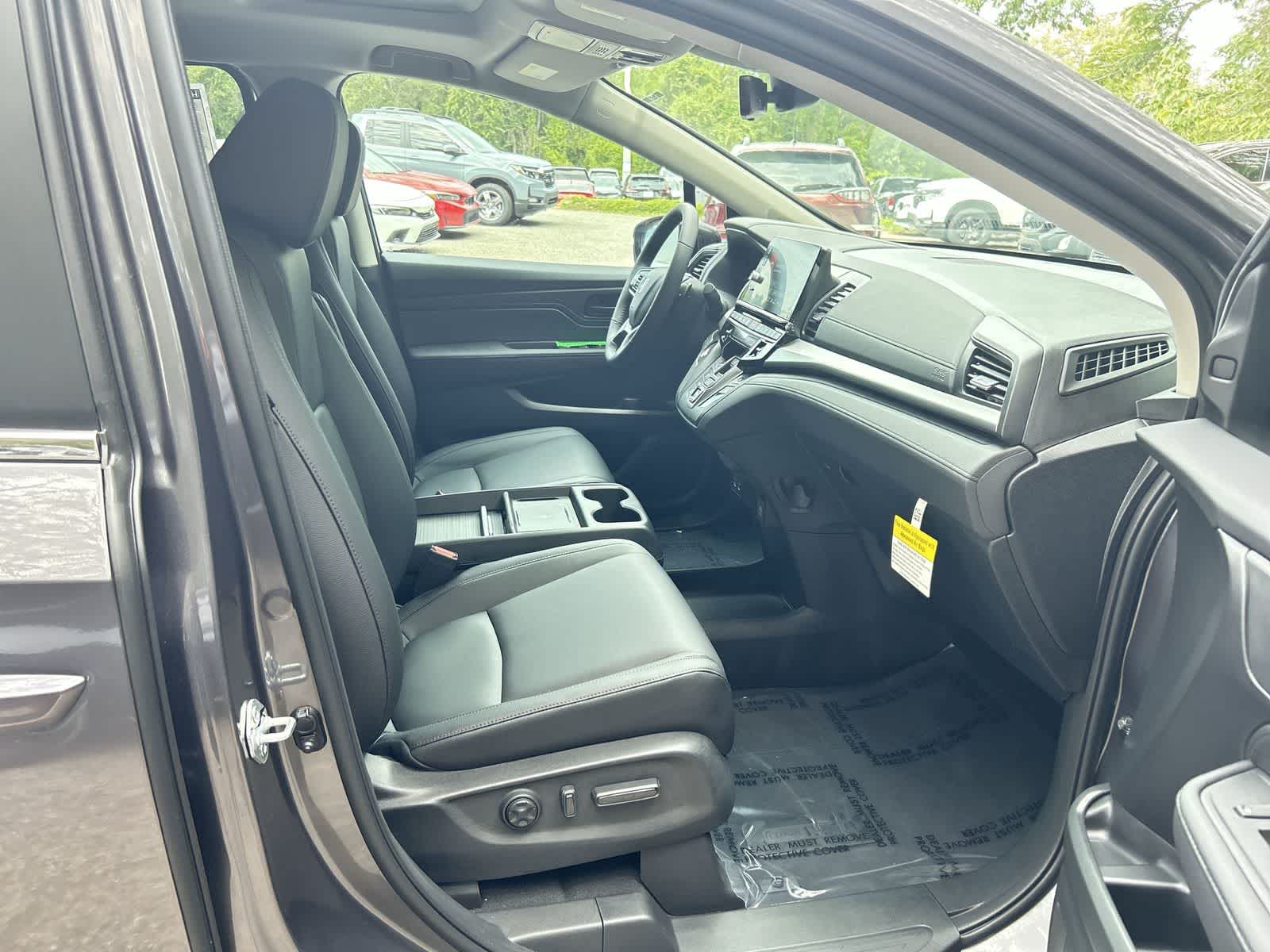 Thumbnail: 2026 Honda Odyssey - 14