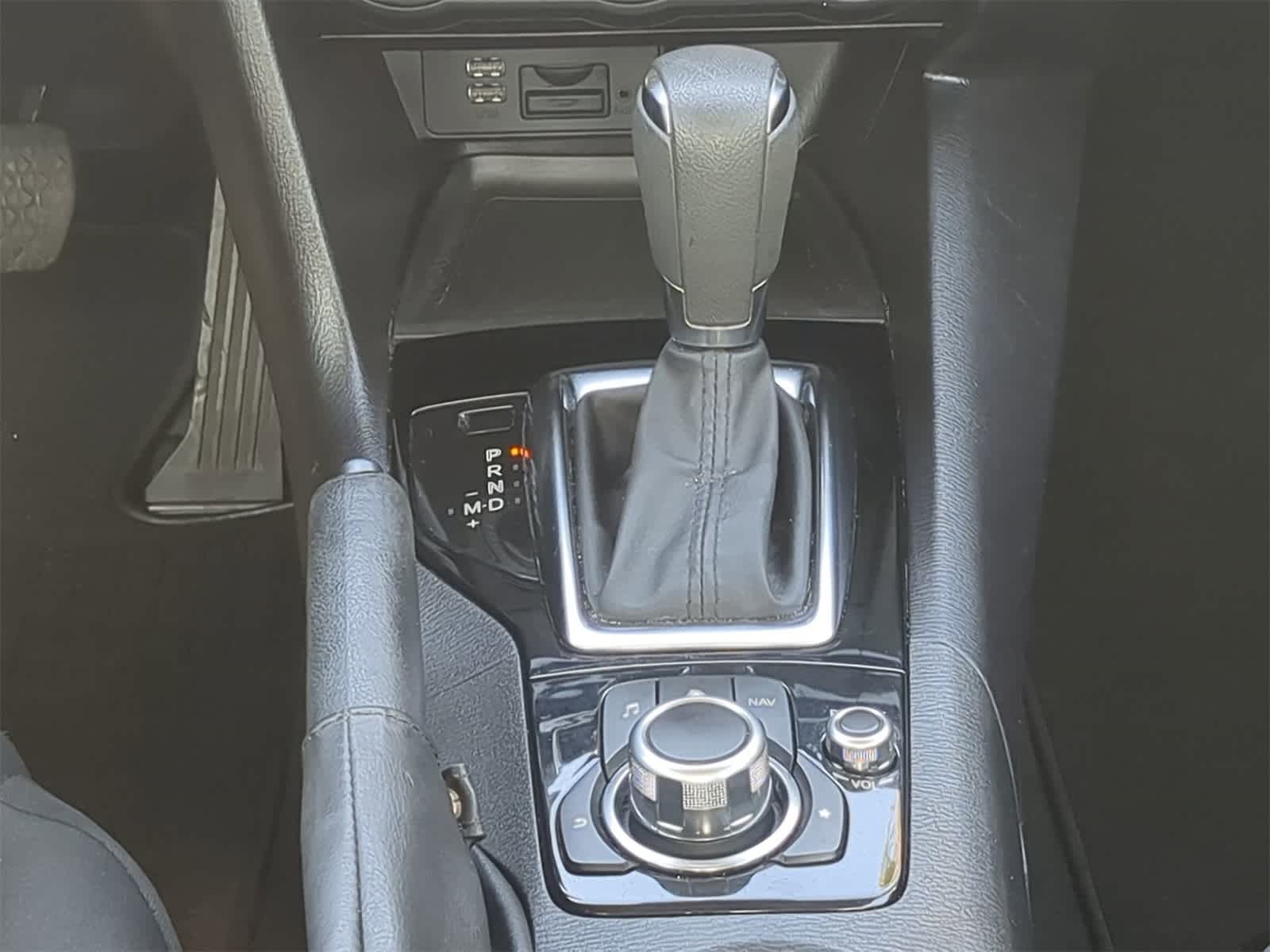 Thumbnail: 2016 Mazda Mazda3 - 19