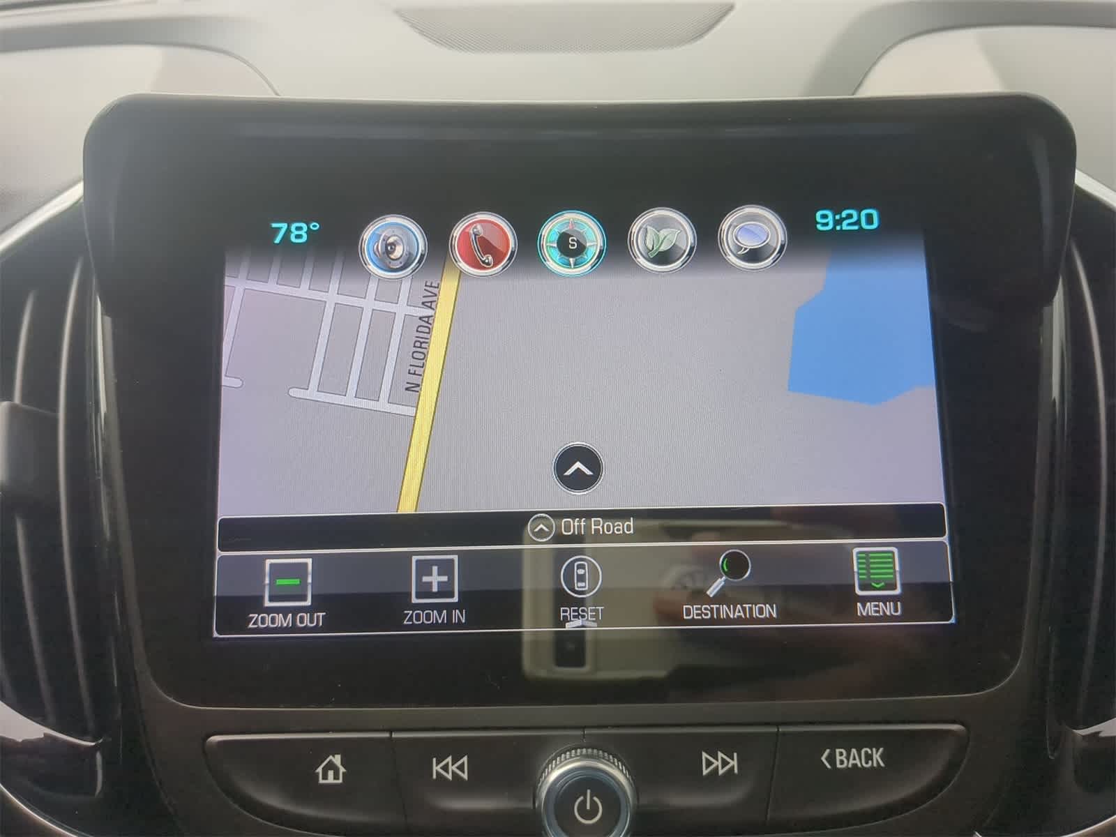 Thumbnail: 2017 Chevrolet Volt - 20