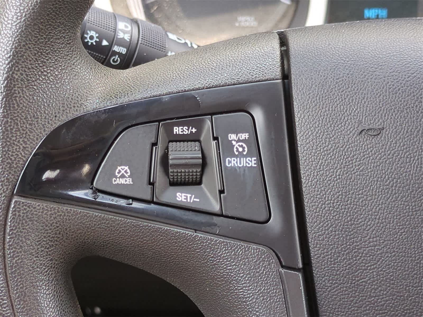 Thumbnail: 2014 Chevrolet Equinox - 21