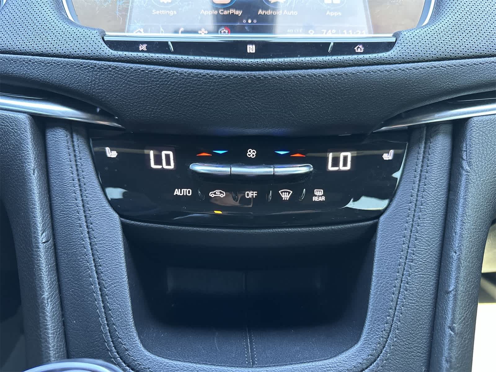 Thumbnail: 2021 Cadillac XT5 - 9