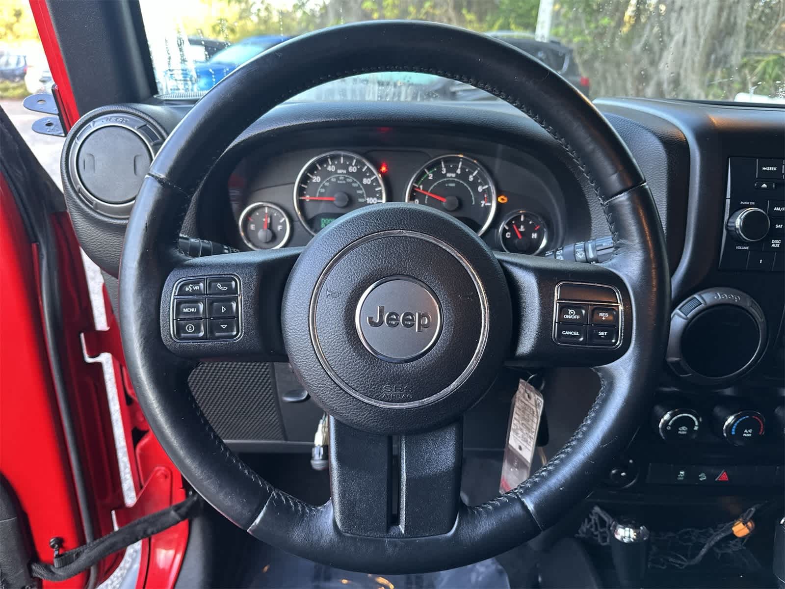 Thumbnail: 2015 Jeep Wrangler - 15