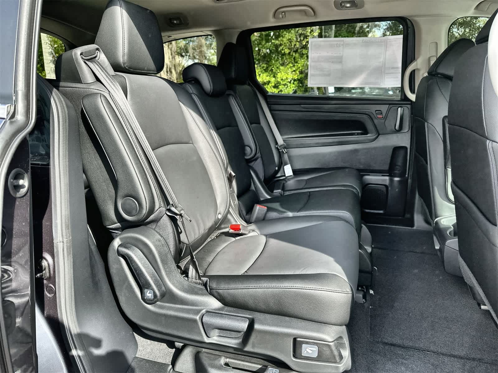 Thumbnail: 2026 Honda Odyssey - 12