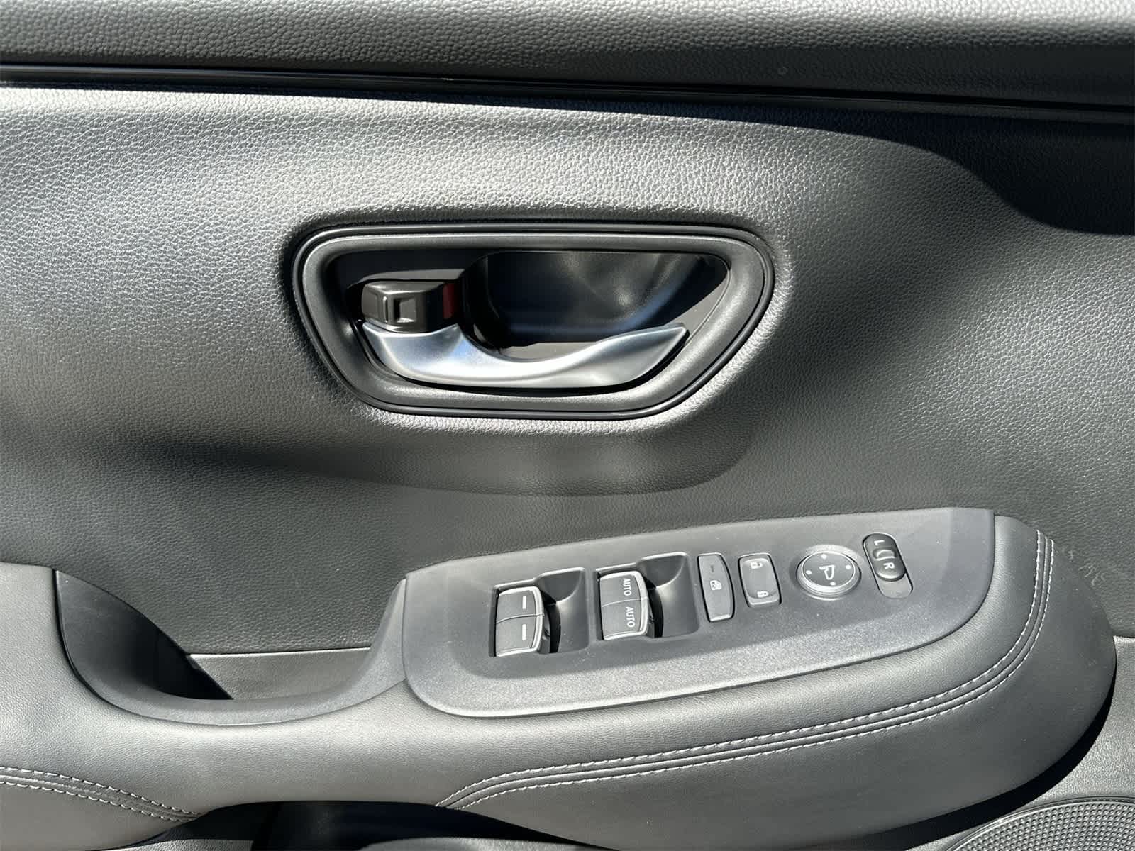 Thumbnail: 2026 Honda HR-V - 7