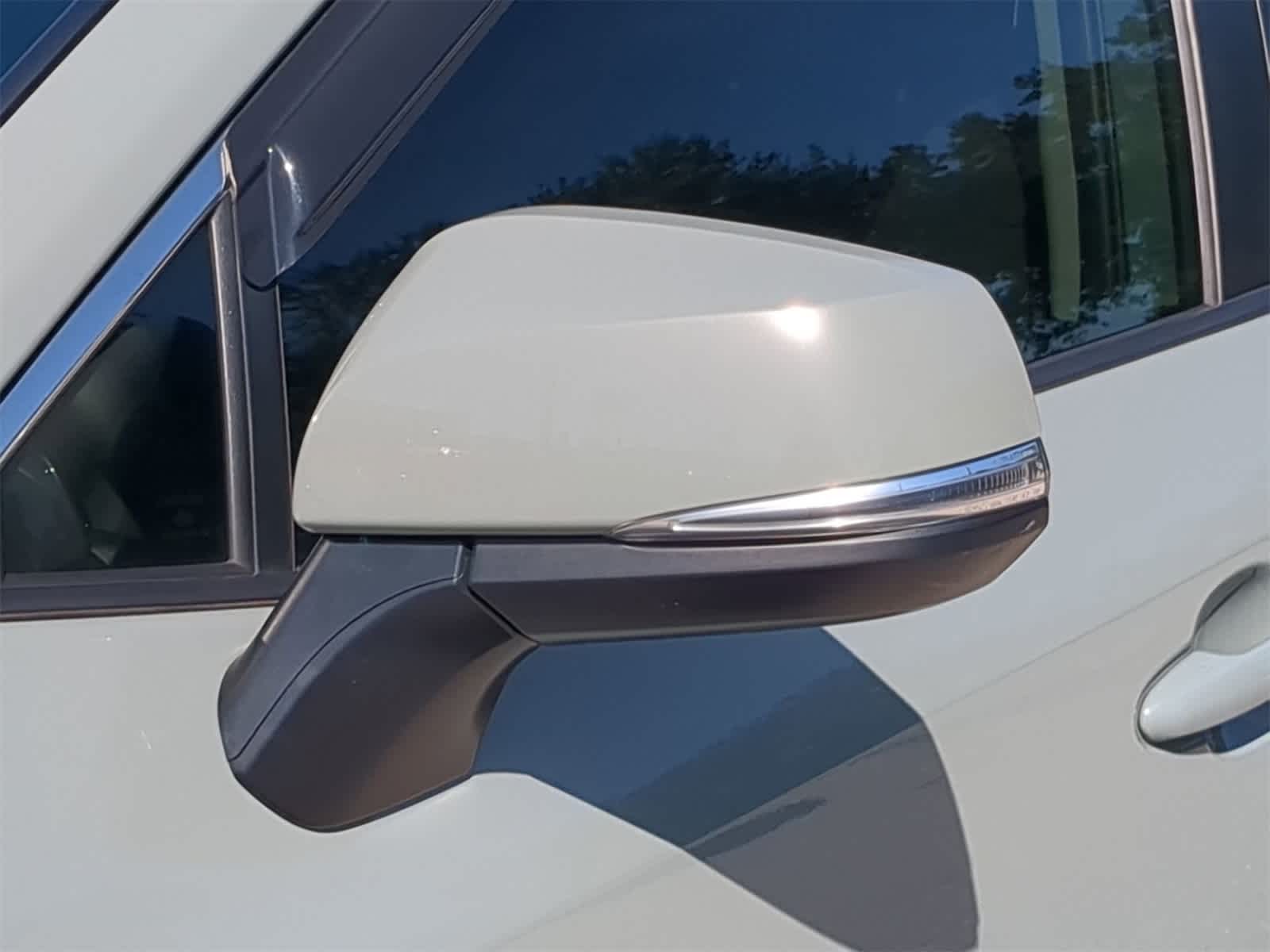 Thumbnail: 2021 Toyota RAV4 - 13