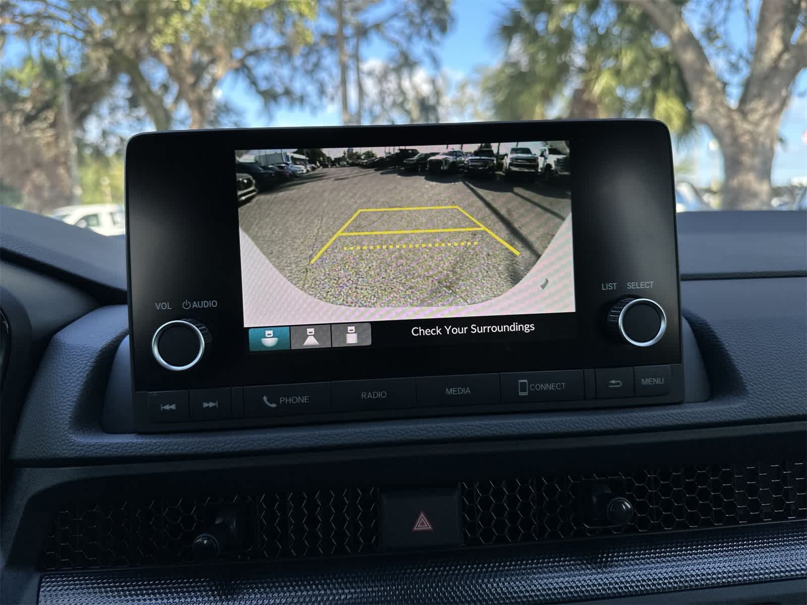 Thumbnail: 2025 Honda CR-V - 17