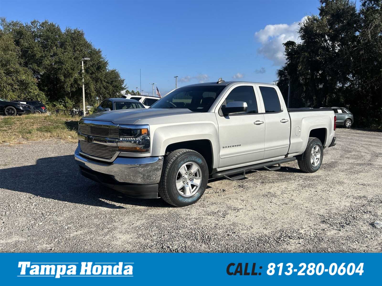 Thumbnail: 2018 Chevrolet Silverado 1500 - 1