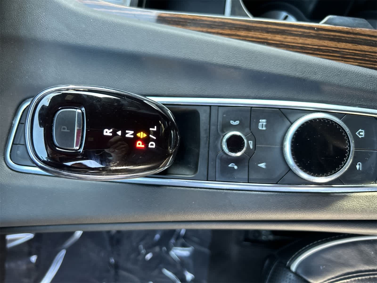 Thumbnail: 2023 Cadillac Escalade - 17