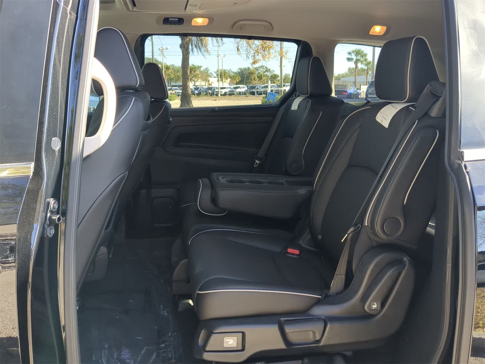 Thumbnail: 2025 Honda Odyssey - 14