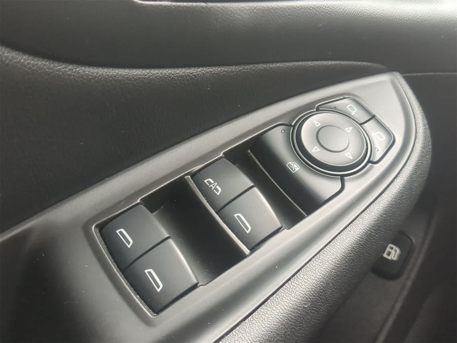 Thumbnail: 2017 Chevrolet Volt - 22