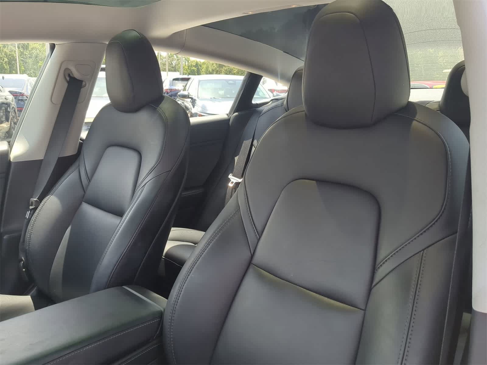Thumbnail: 2021 Tesla Model 3 - 8