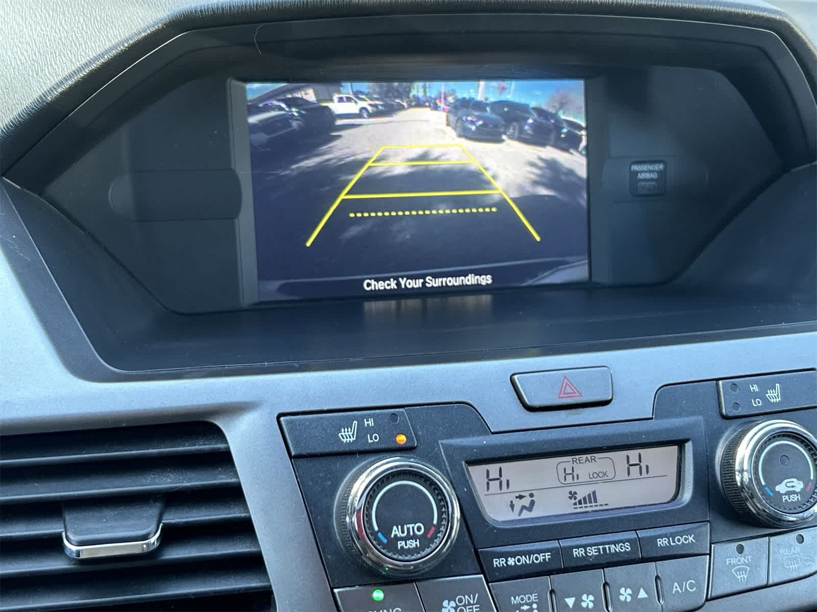 Thumbnail: 2015 Honda Odyssey - 22