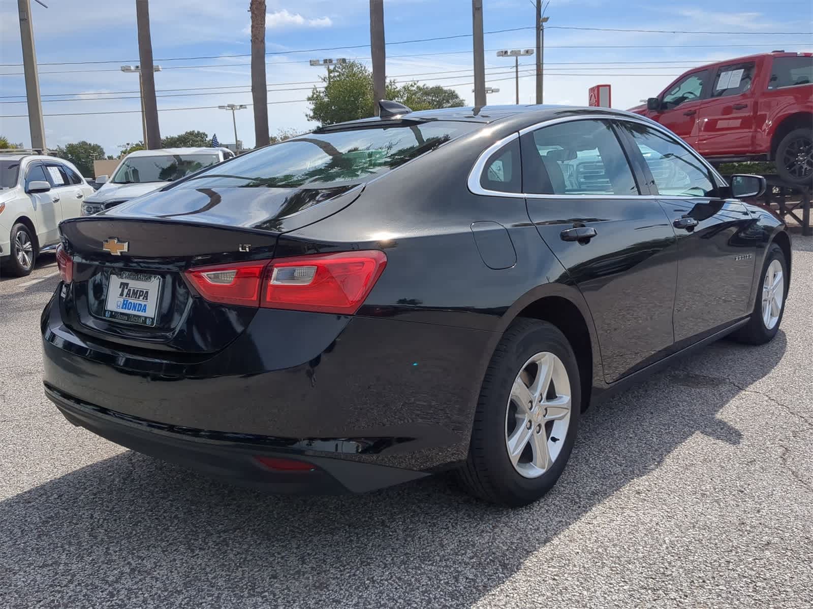 Thumbnail: 2024 Chevrolet Malibu - 6