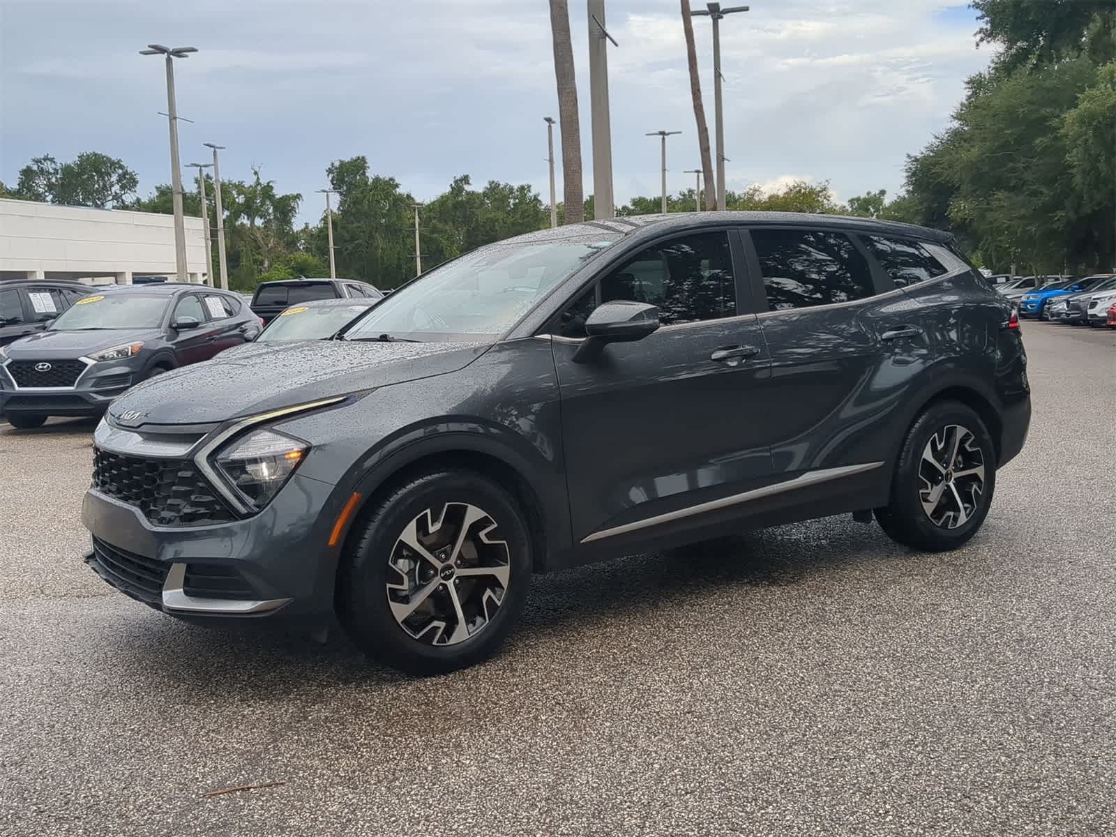 Thumbnail: 2023 Kia Sportage - 2