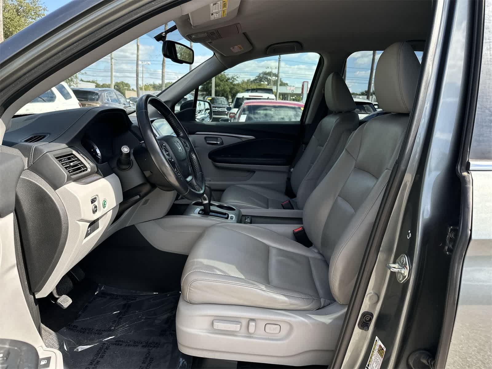 Thumbnail: 2017 Honda Ridgeline - 5