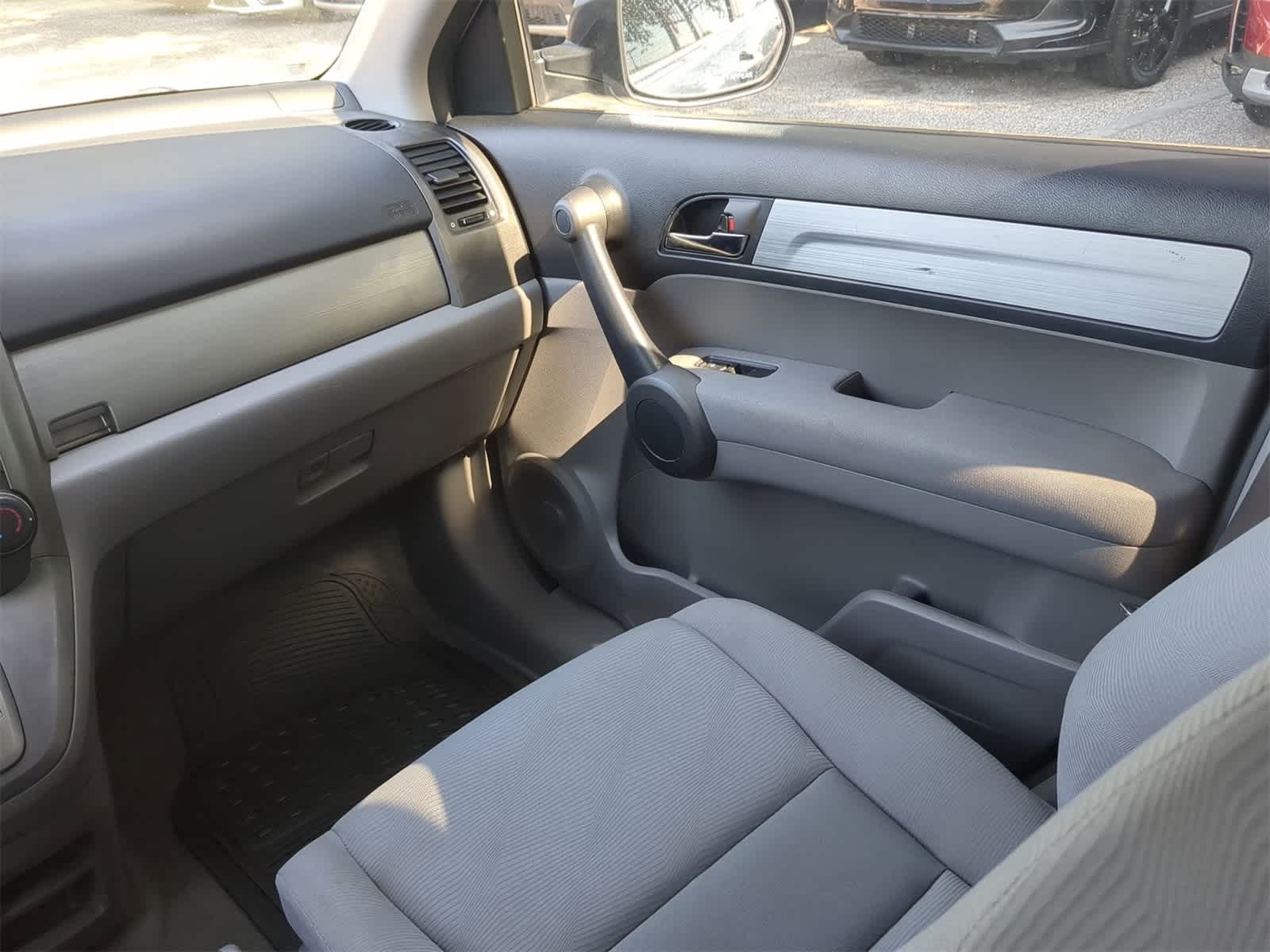 Thumbnail: 2010 Honda CR-V - 16