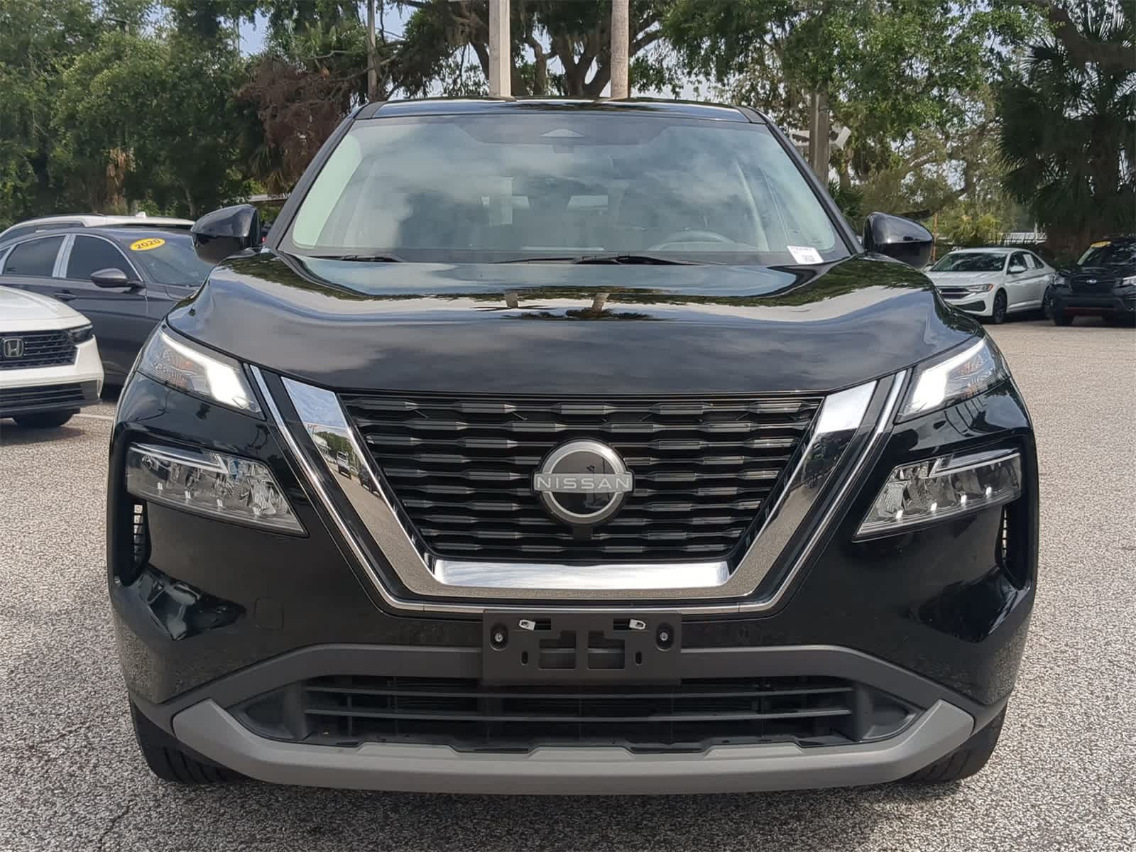2023 Nissan Rogue SV 9