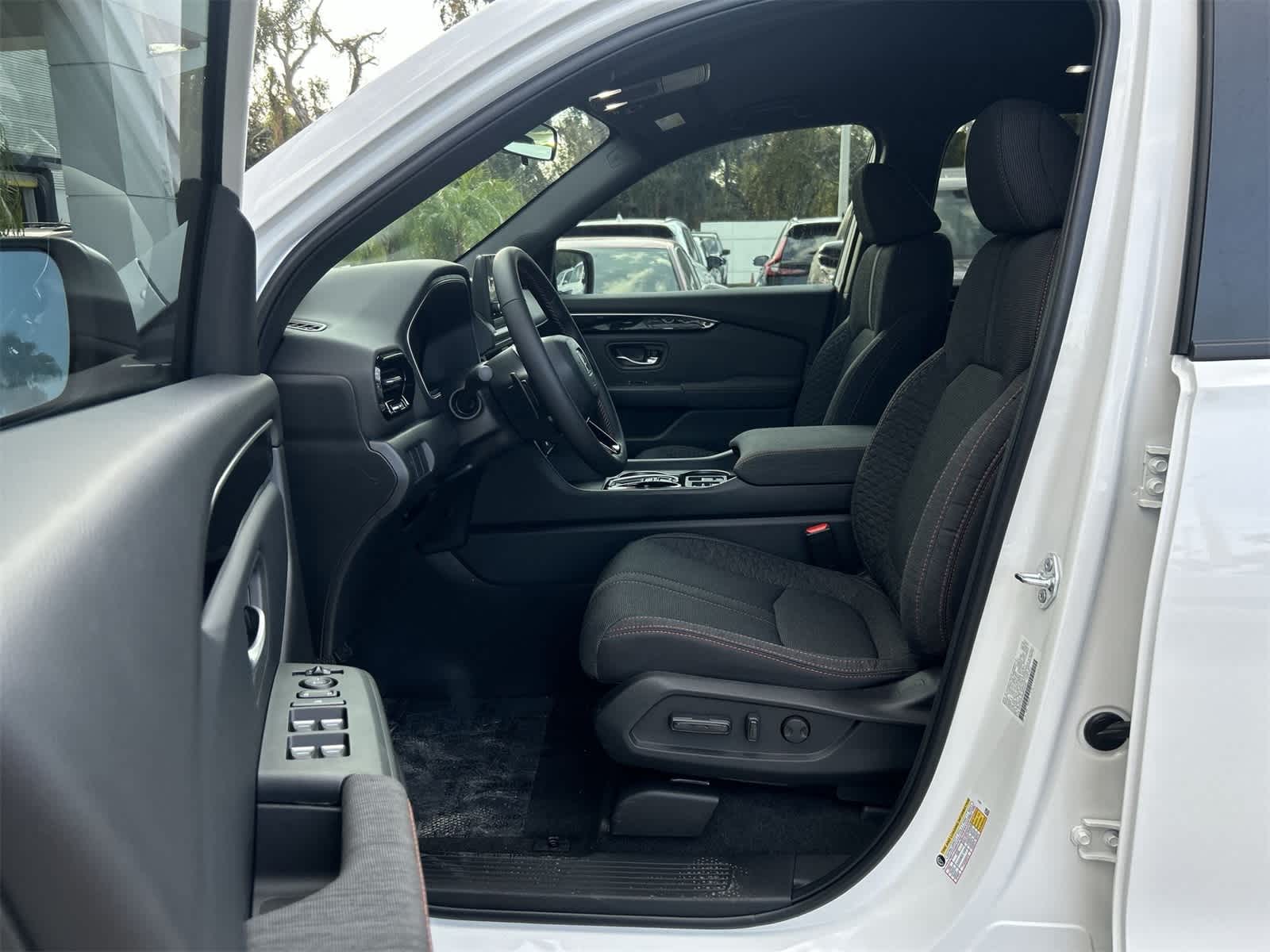 Thumbnail: 2025 Honda Pilot - 2